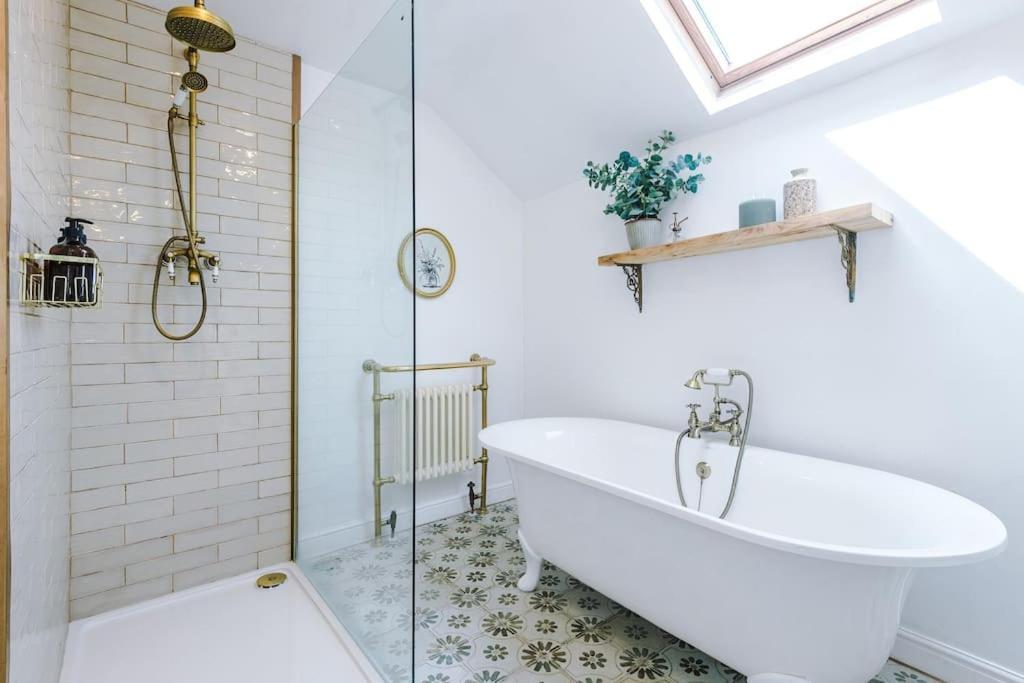 Rufloreo Dale - Homely And Central Buxton  Bagian luar foto